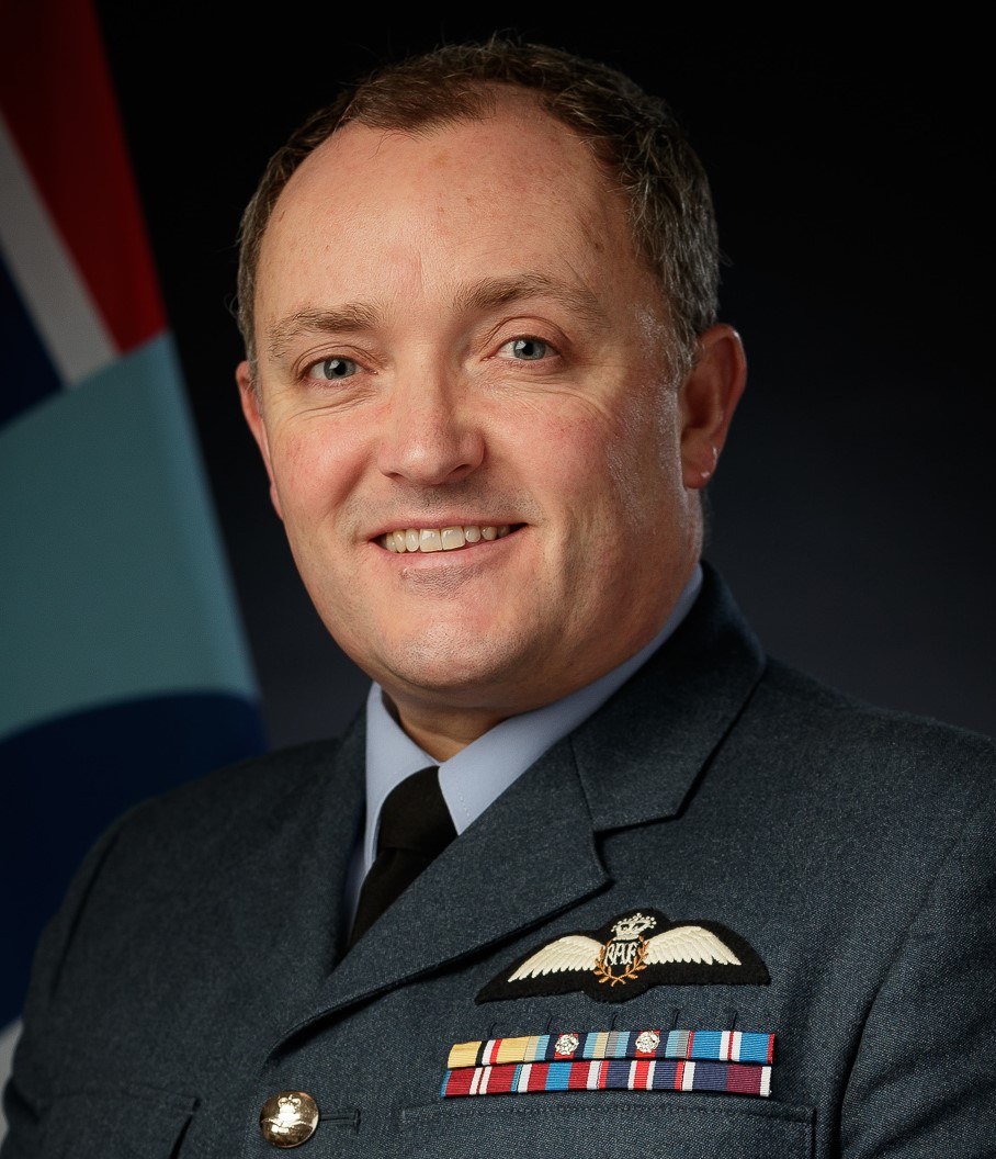 Formal Portrait &#8211; Gp Capt Matt Barker &#8211; OC 6FTS